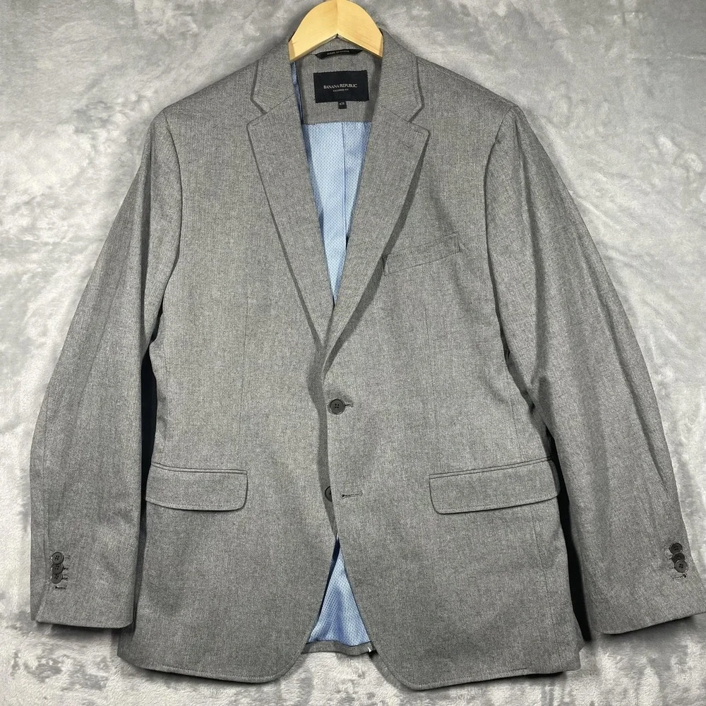 Banana Republic Tailored Fit Grey Herringbone Emmetex Italian Fabric Blazer 42R